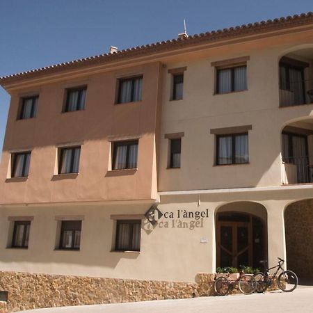 Ca L'Angel Hotel Pinell de Bray ภายนอก รูปภาพ