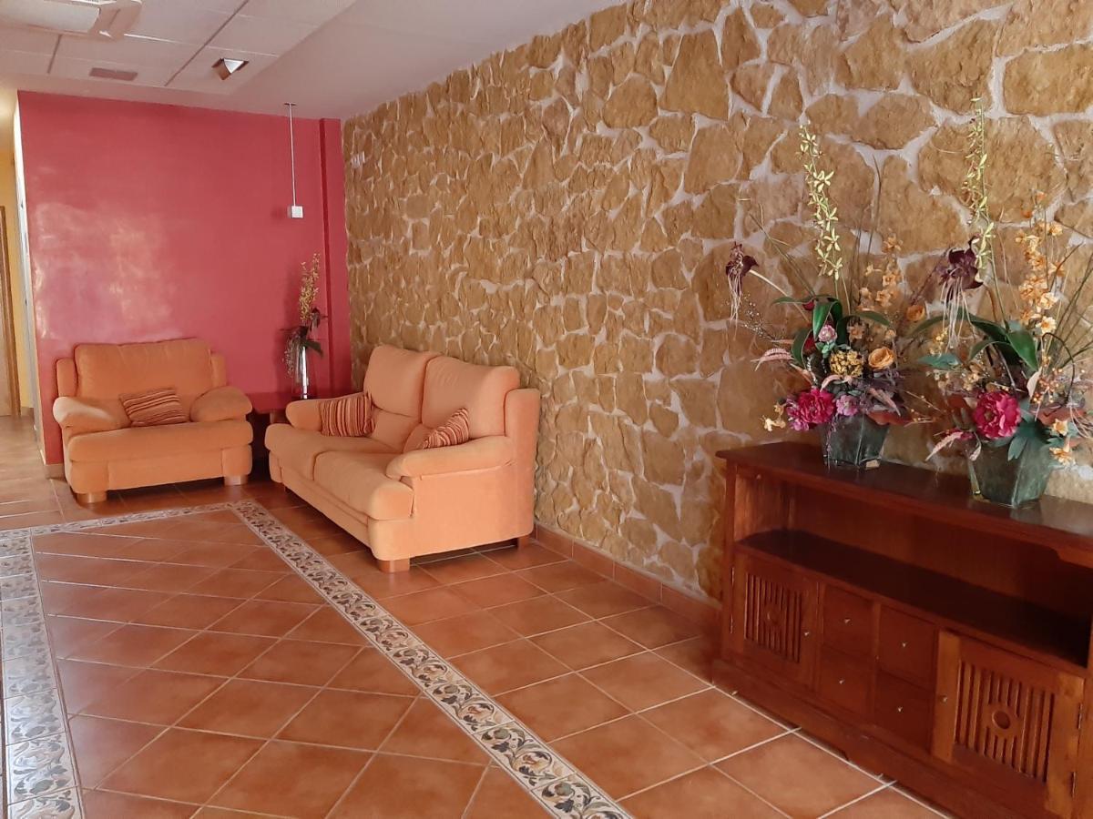 Ca L'Angel Hotel Pinell de Bray ภายนอก รูปภาพ