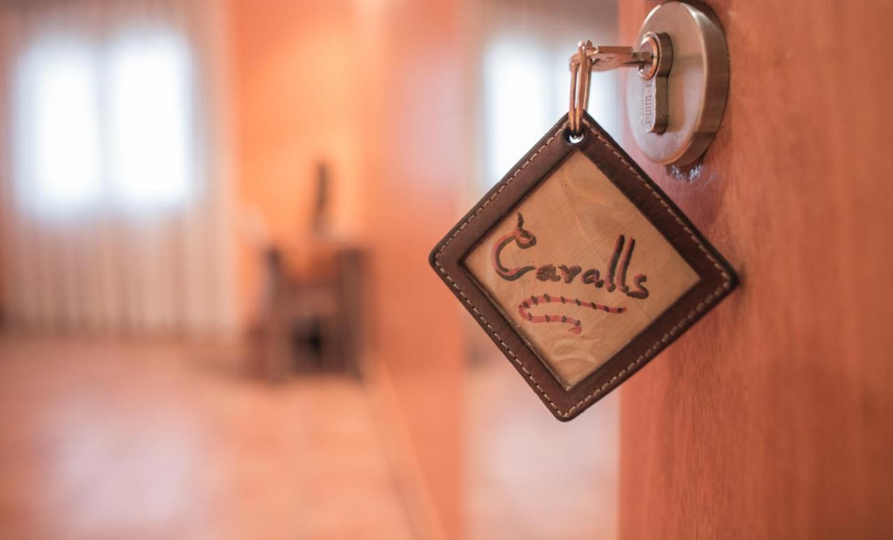 Ca L'Angel Hotel Pinell de Bray ภายนอก รูปภาพ